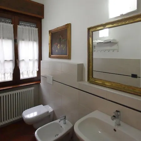 Domus 3* Sirmione