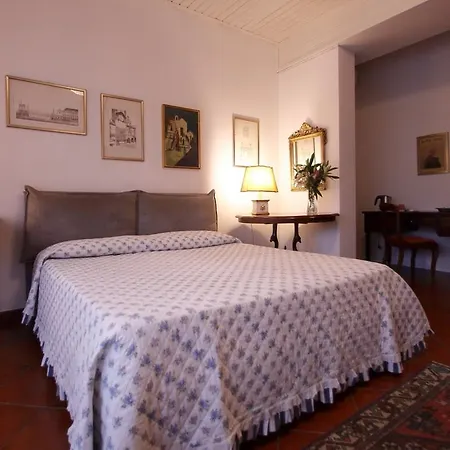 Domus Alojamento de Acomodação e Pequeno-almoço Sirmione