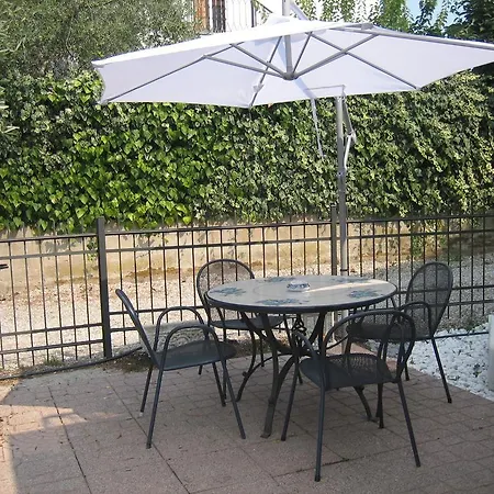 Domus Frühstückspension Sirmione