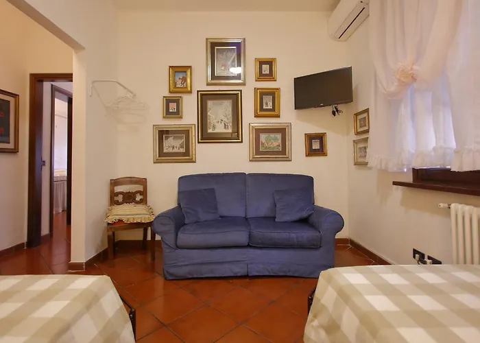 Domus Bed & Breakfast 3*