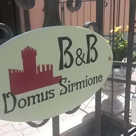 Domus Bed & Breakfast *